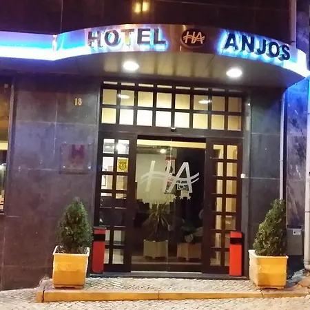 Отель Anjos 3*