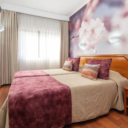 Hotel Anjos 3*